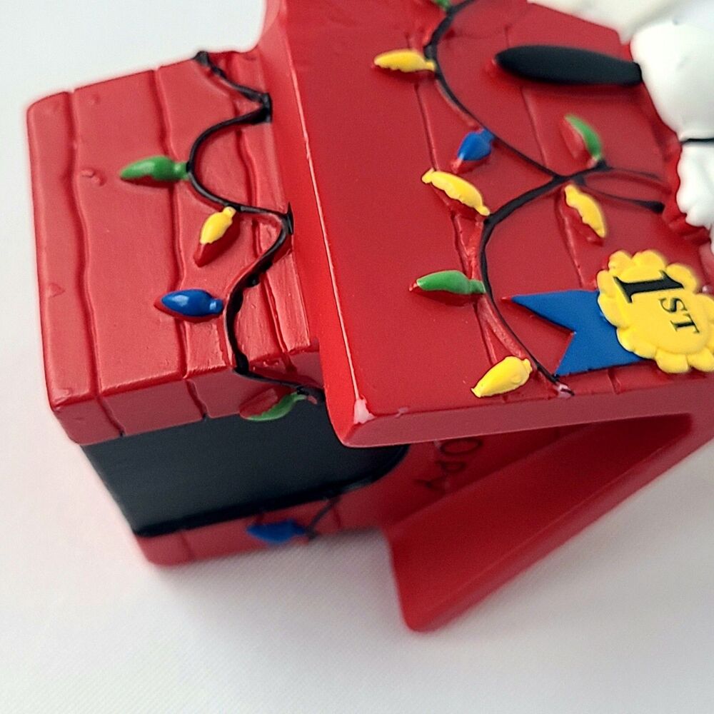 Hallmark Peanuts Snoopy Doghouse Christmas Ornament — Vintage Collectible - Picture 7 of 11